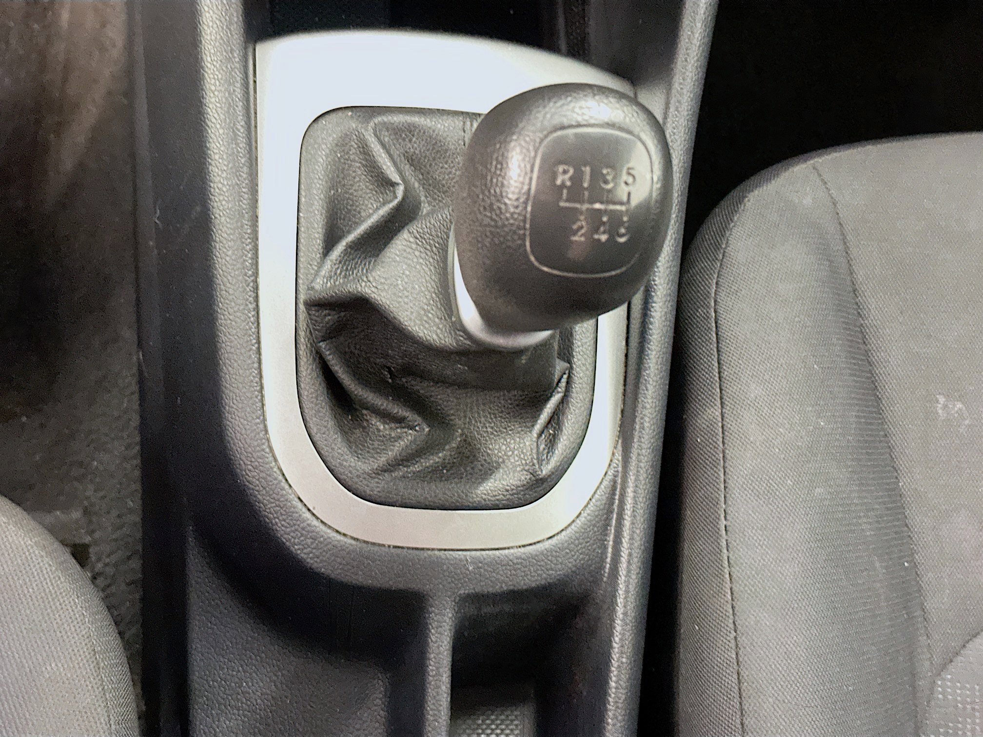 Used 2013 Kia Rio LX image 23