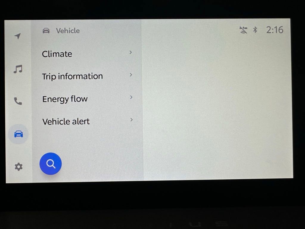 Used 2025 Toyota Prius XLE image 30