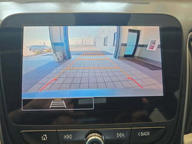 Used 2023 Chevrolet Malibu LT FWD image 22