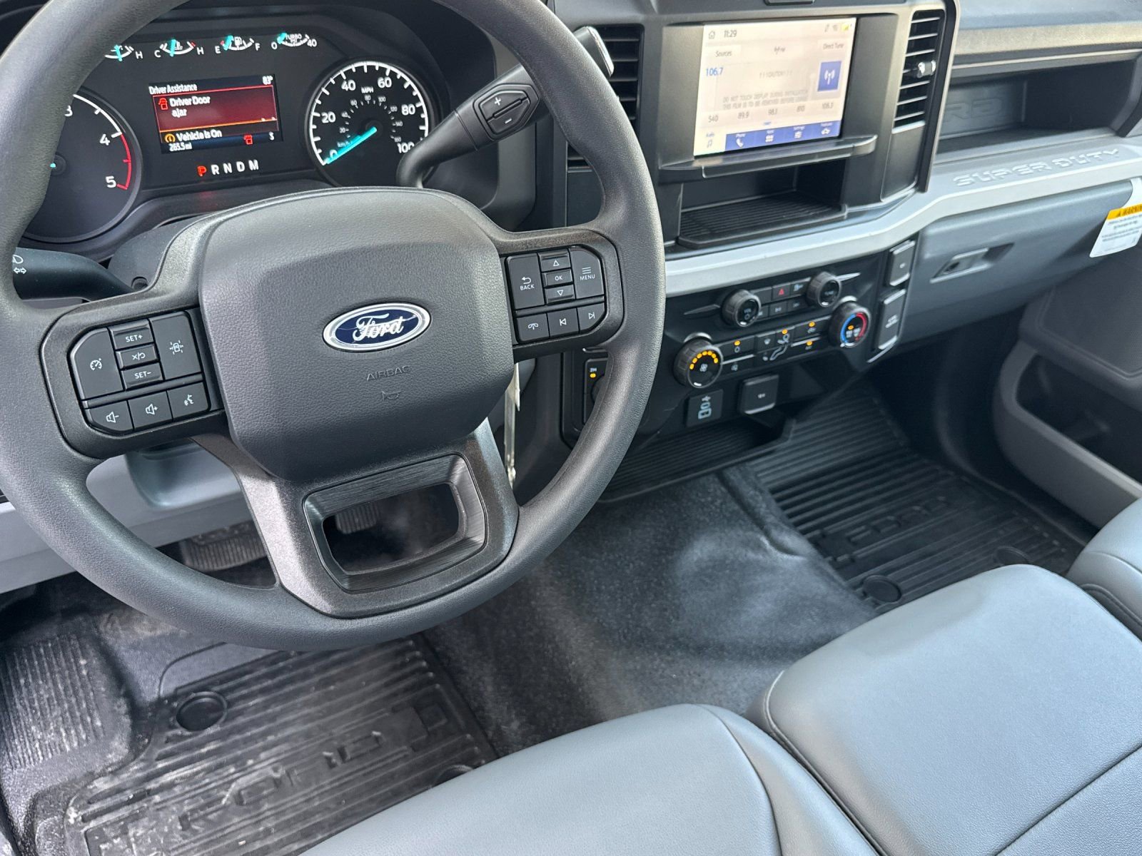 New 2025 Ford F550 4x4 Regular Cab Super Duty image 12