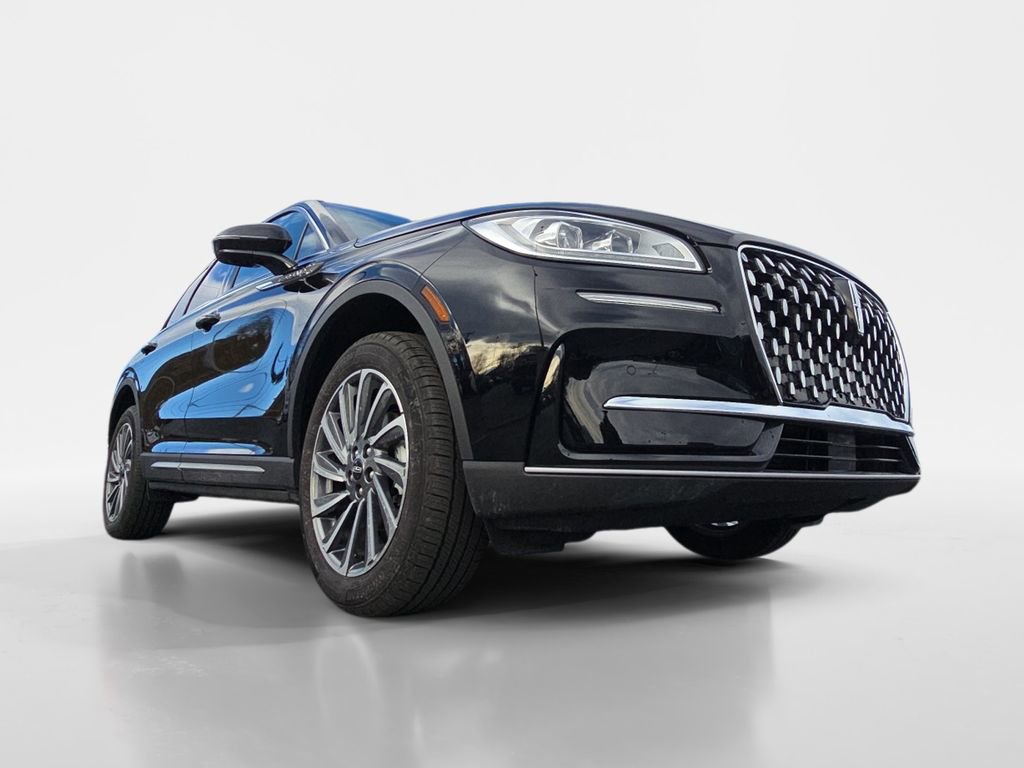 Used 2025 Lincoln Corsair Reserve image 25