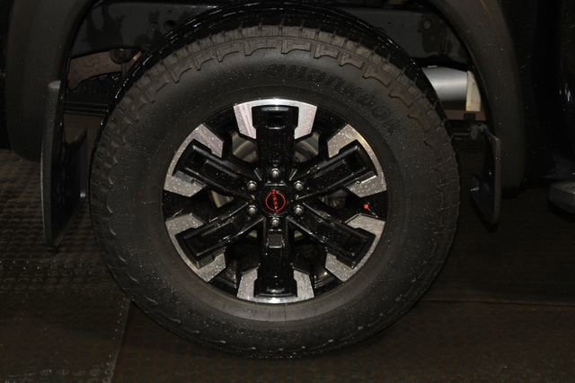 Used 2023 Nissan Frontier PRO-4X w/ Pro Convenience Package AWD/4WD image 36