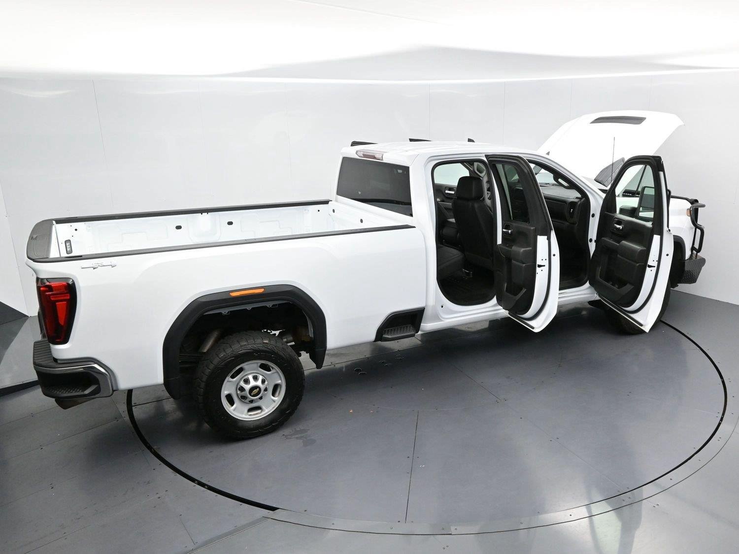Used 2021 Chevrolet Silverado 2500 W/T w/ WT Convenience Package AWD/4WD image 35