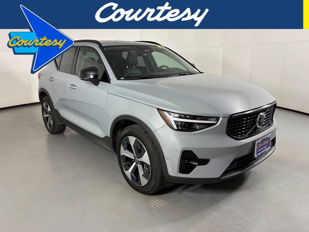 Used 2026 Volvo XC40 B5 Plus
