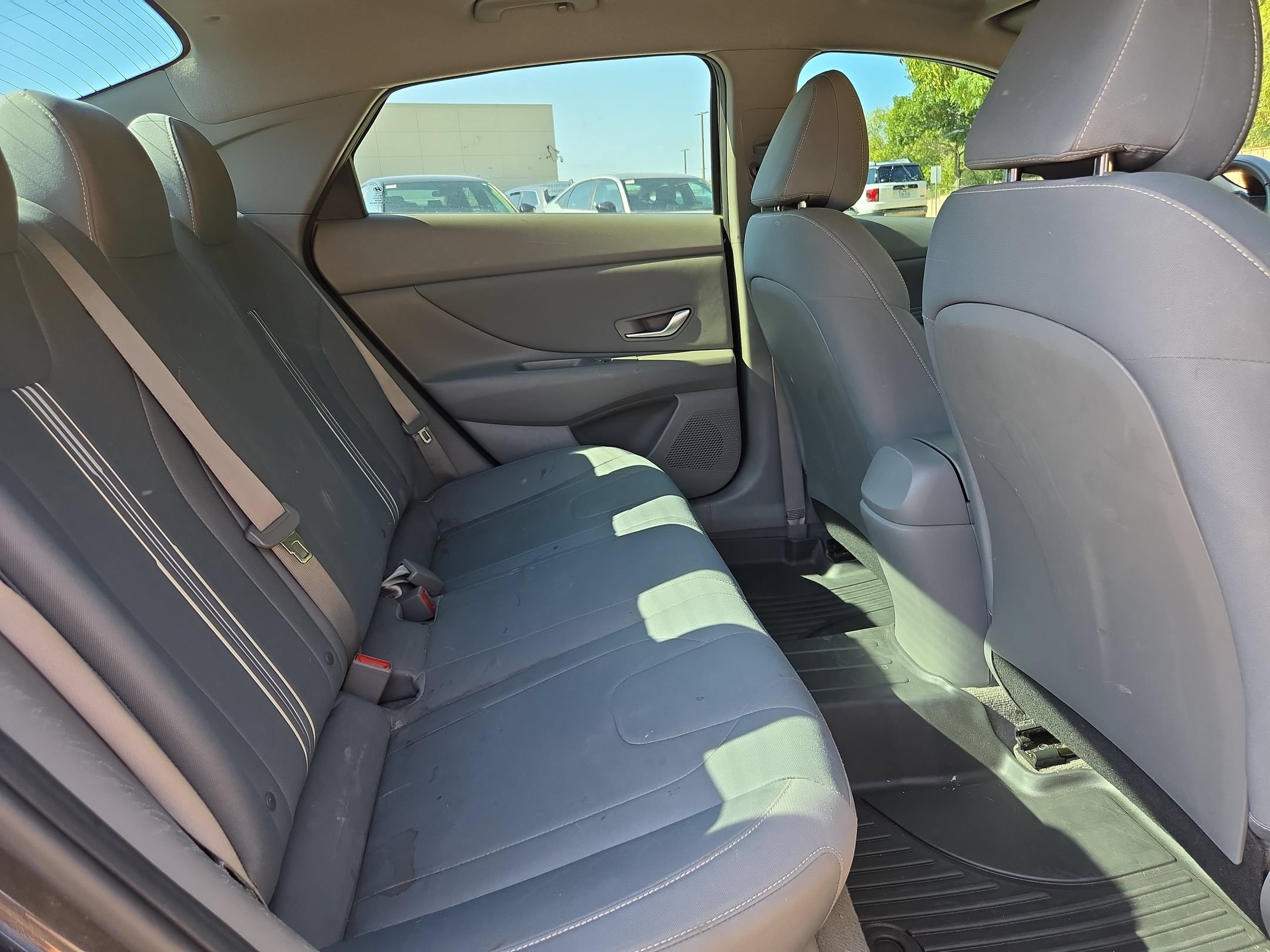 Used 2023 Hyundai Elantra SEL w/ Convenience Package FWD image 25