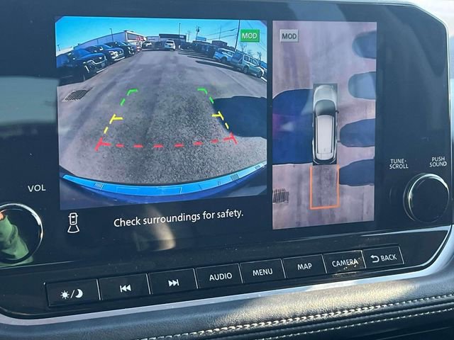 Used 2022 Nissan Rogue Platinum w/ Head-Up Display Package image 33