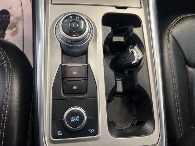 Used 2023 Ford Explorer XLT w/ Equipment Group 202A image 32