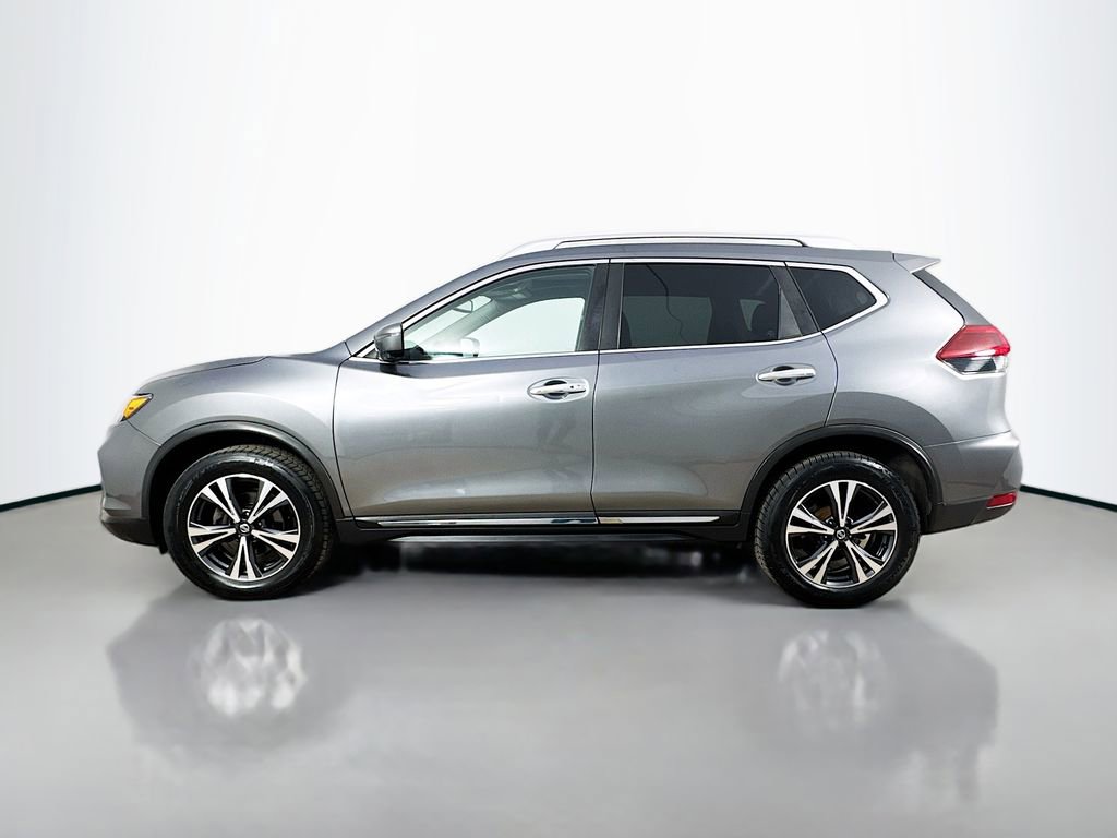 Used 2018 Nissan Rogue SL w/ Premium Package image 4