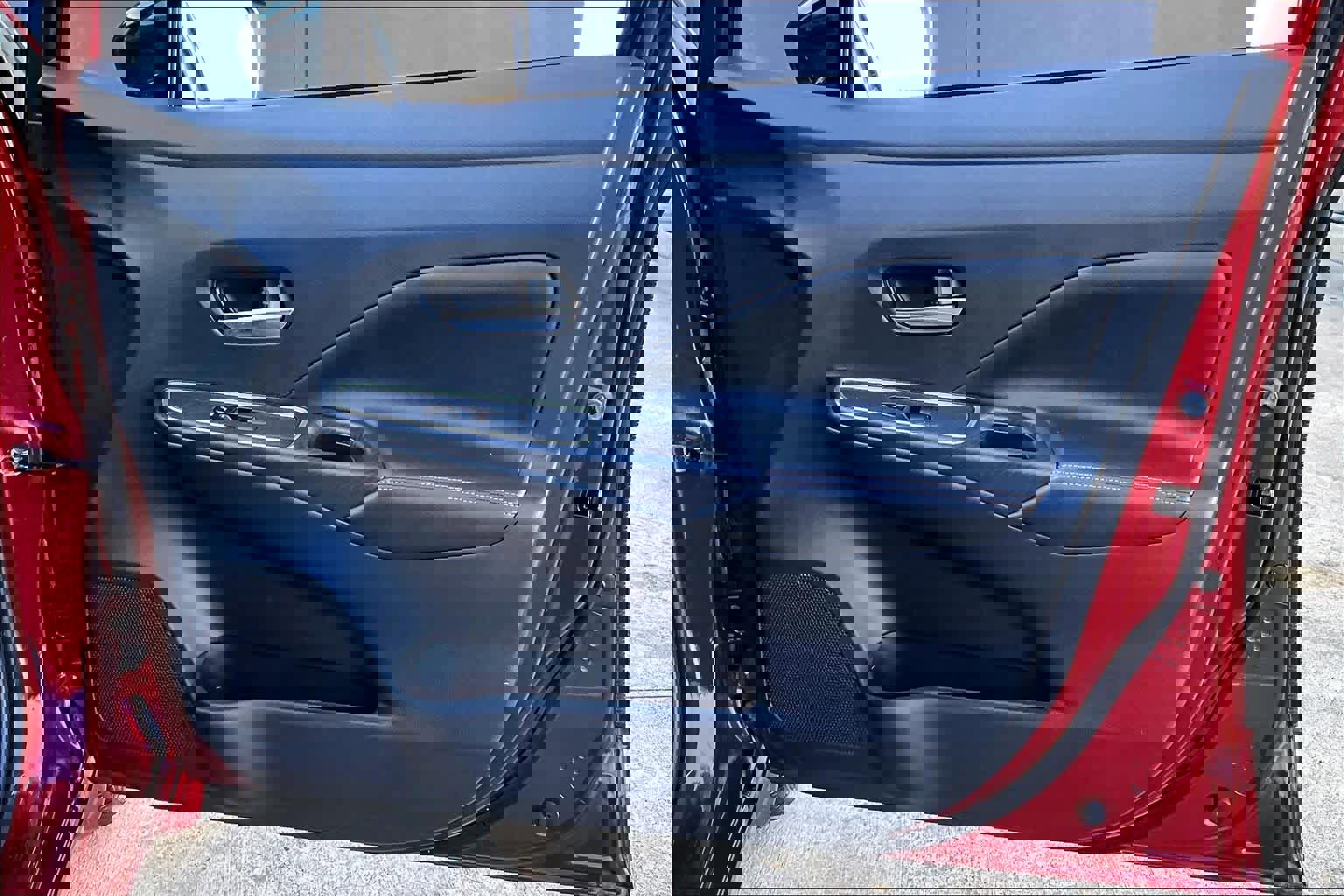 Used 2022 Nissan Versa SR w/ Trunk Package image 21