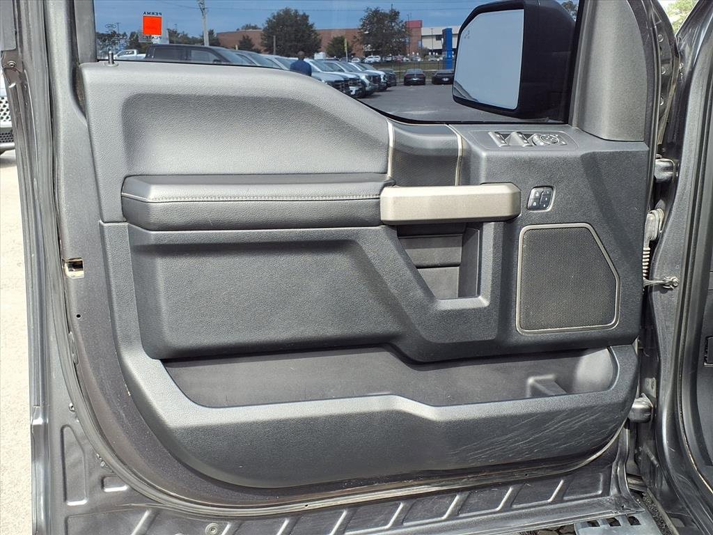 Used 2017 Ford F150 Raptor w/ Equipment Group 802A Luxury image 27