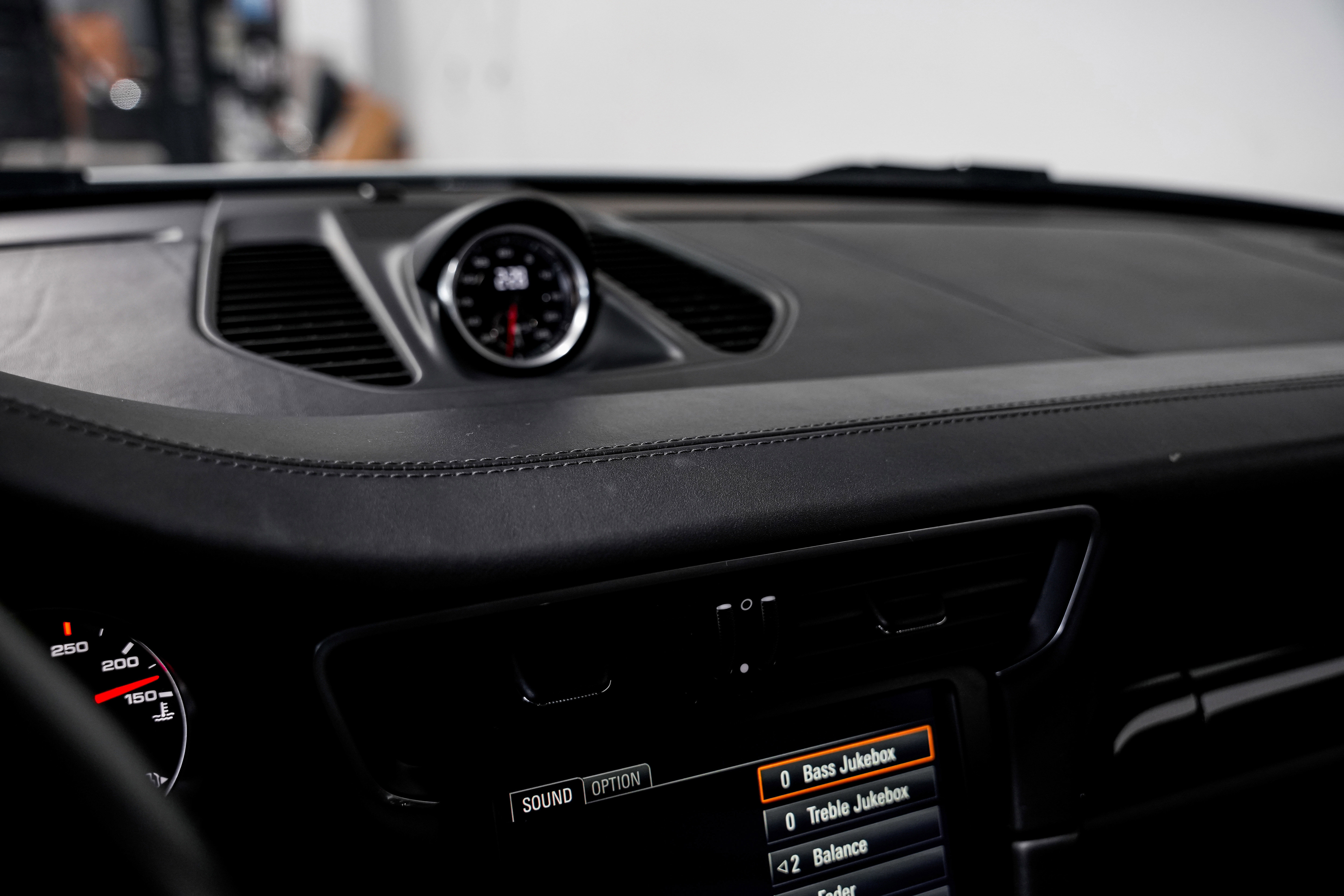 Used 2016 Porsche 911 Turbo S image 13