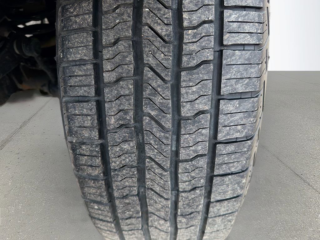 Used 2024 Jeep Wrangler Sahara image 38