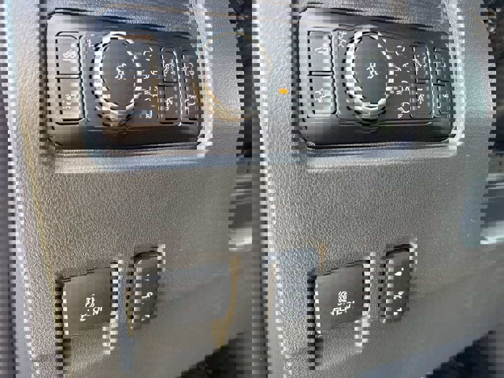 New 2026 Ford F250 Lariat image 28