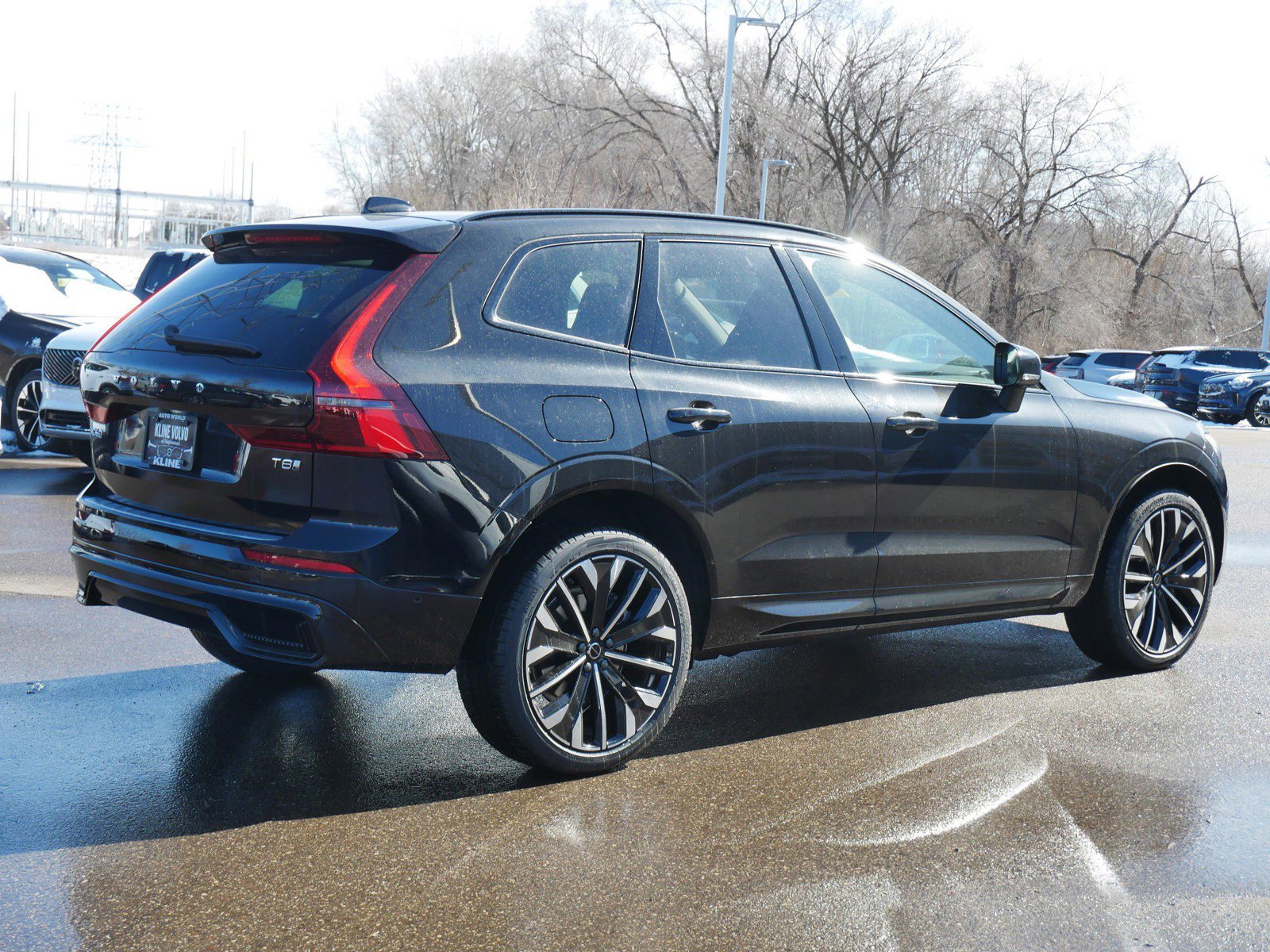 New 2026 Volvo XC60 T8 Ultra w/ Protection Package Premier image 3
