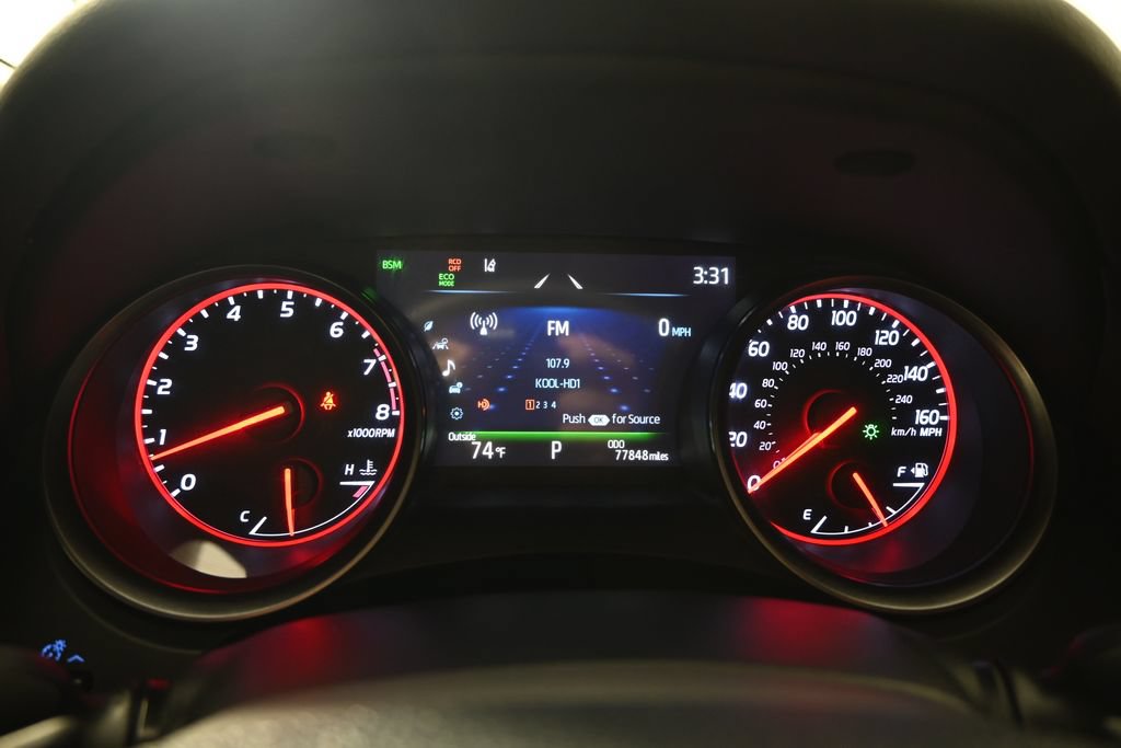 Used 2022 Toyota Camry XSE FWD image 24