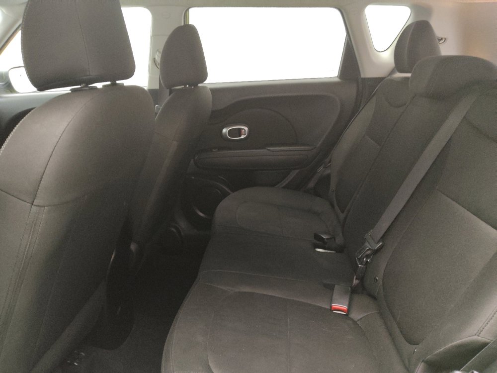 Used 2017 Kia Soul w/ Convenience Package FWD image 18