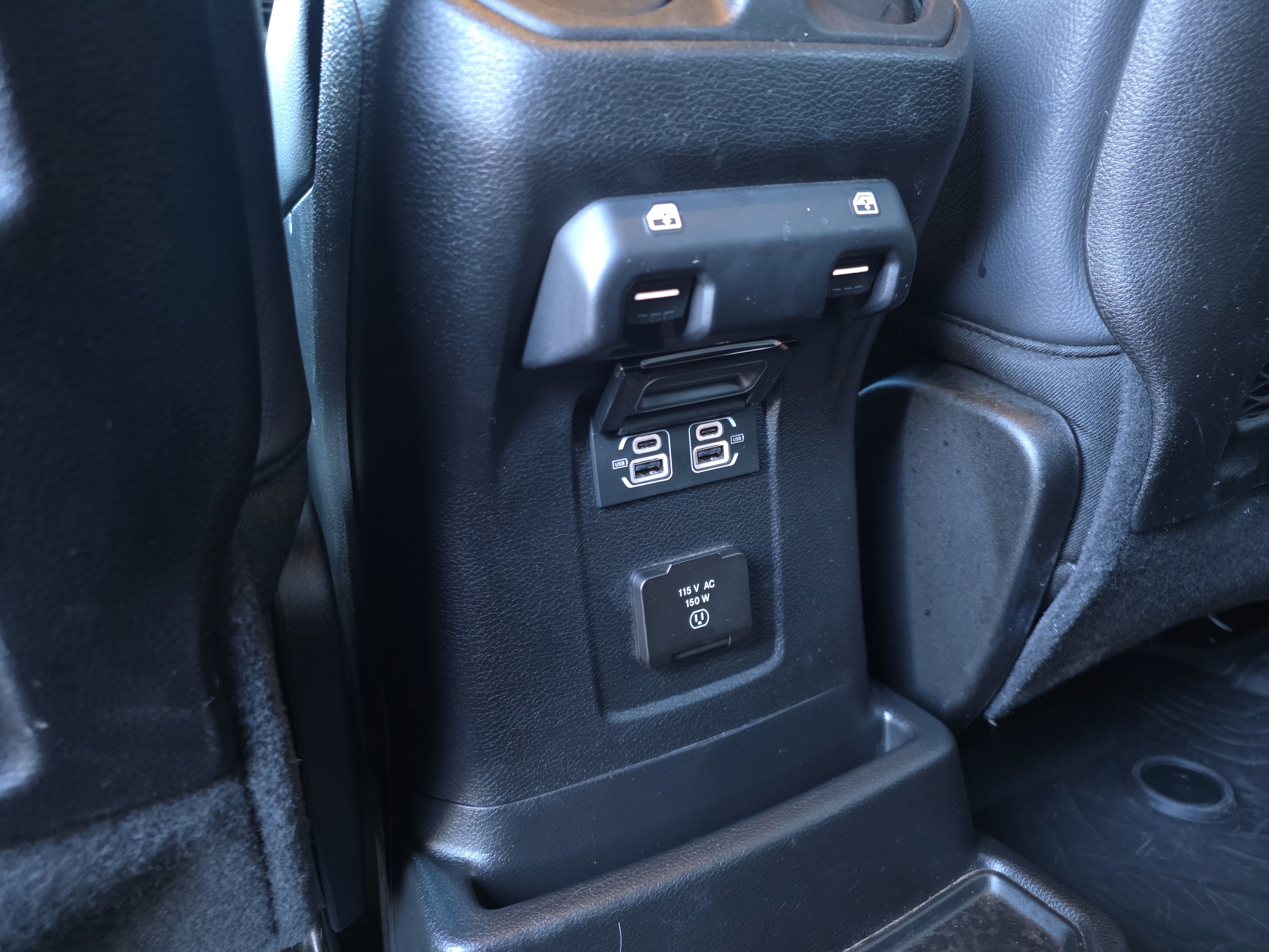 Used 2024 Jeep Wrangler Sahara w/ Technology Group image 38