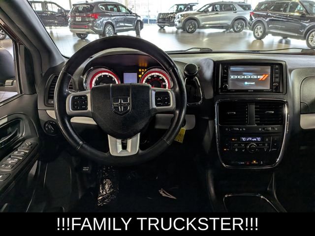 Used 2017 Dodge Grand Caravan GT image 30