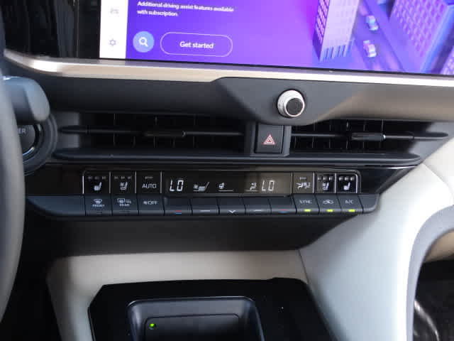 Certified 2024 Toyota Crown Limited w/ Advanced Technology Package image 31