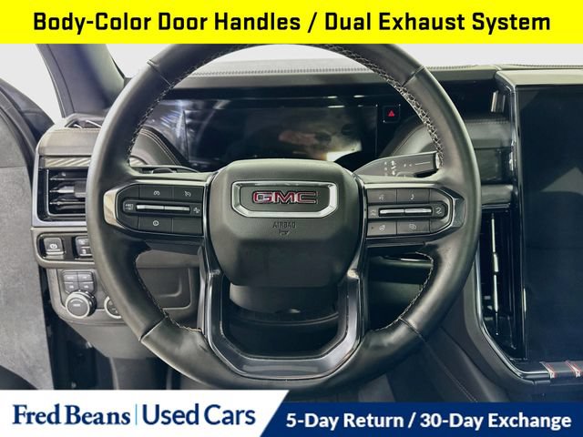 Used 2025 GMC Yukon AT4 w/ AT4 Premium Package AWD/4WD image 17
