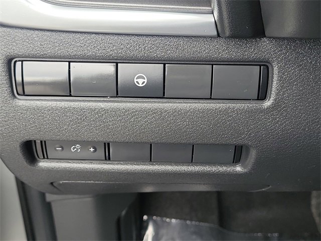 Used 2023 Nissan Rogue SV image 19