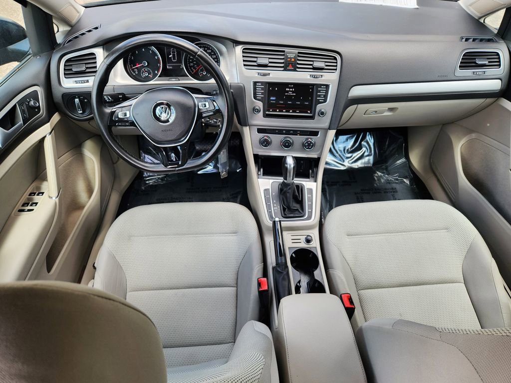 Used 2016 Volkswagen Golf S FWD image 23