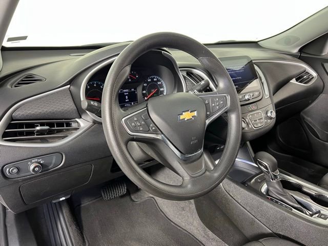 Used 2024 Chevrolet Malibu LT FWD image 19