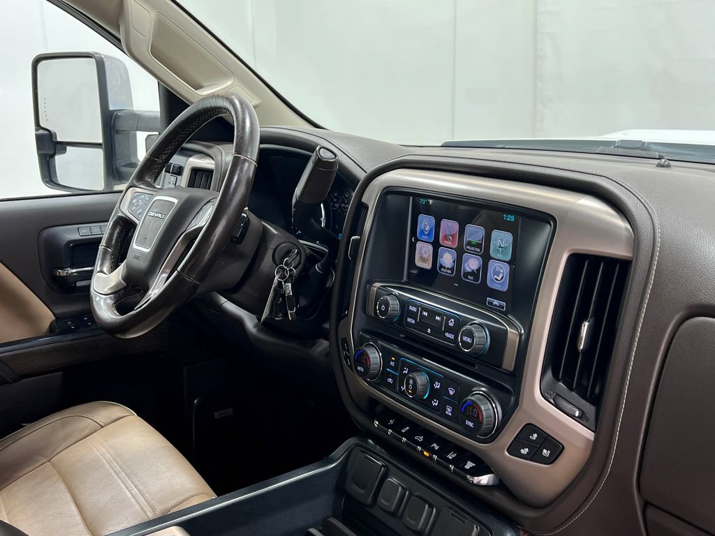 Used 2018 GMC Sierra 3500 Denali w/ Duramax Plus Package AWD/4WD image 23
