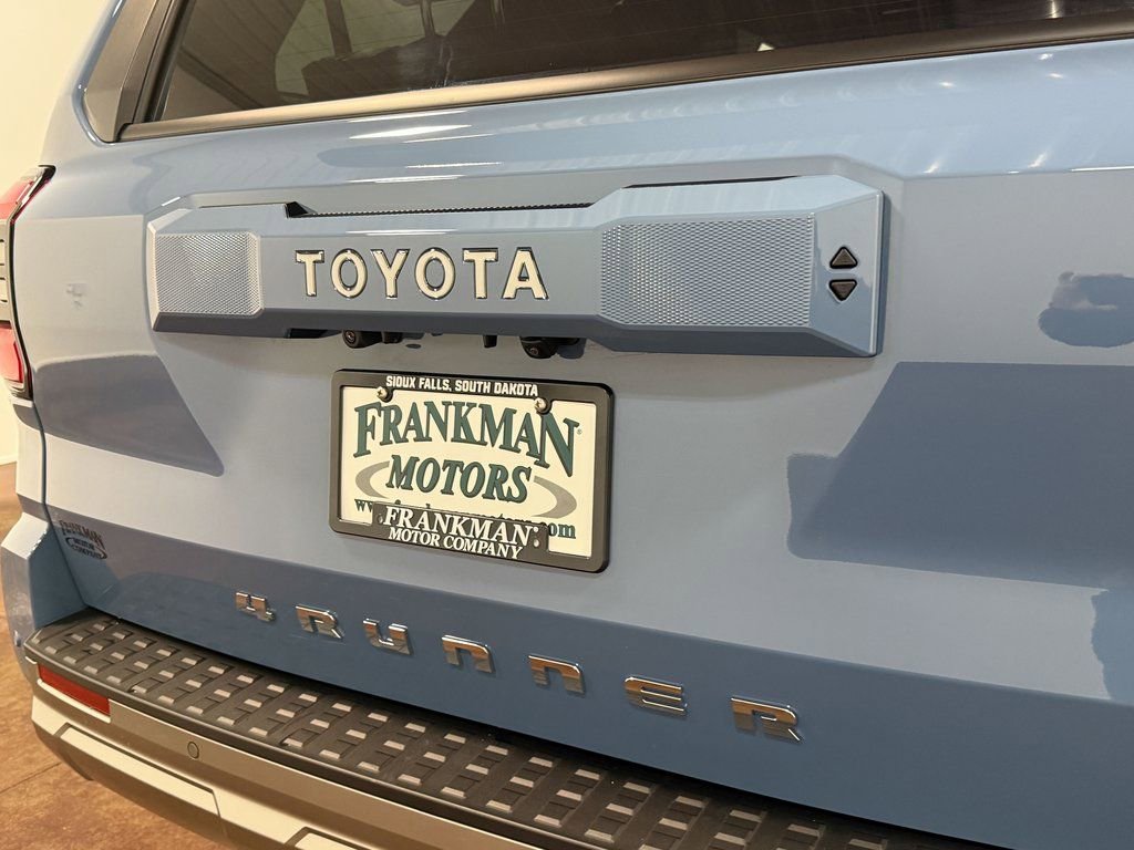 Used 2025 Toyota 4Runner Limited w/ Tow Technology Package image 54