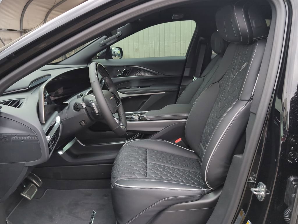 New 2026 Cadillac Lyriq V image 10