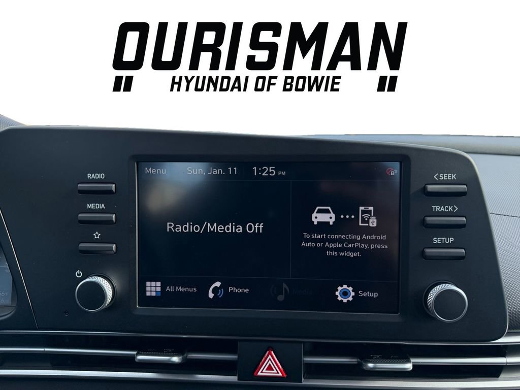 Certified 2023 Hyundai Elantra SEL w/ Preferred Accessory Package image 22