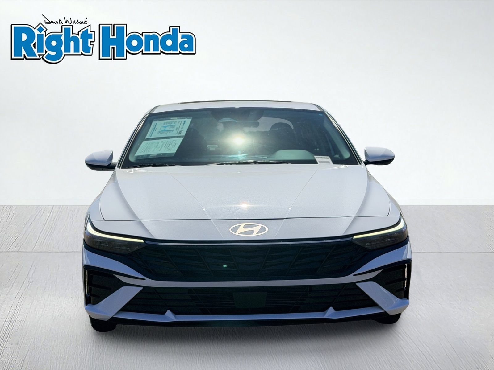 Used 2025 Hyundai Elantra SEL FWD image 10