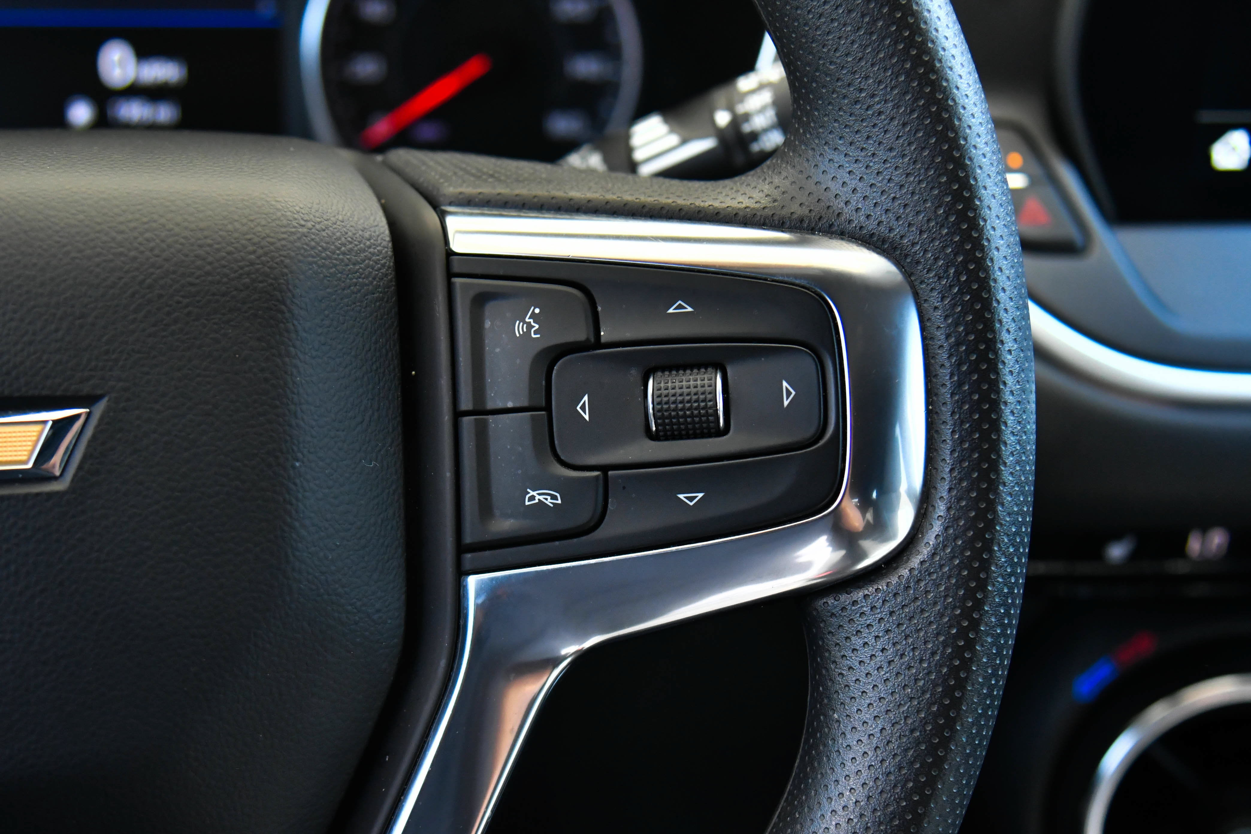 Used 2025 Chevrolet Blazer LT FWD image 29