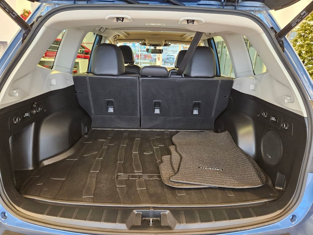 Used 2023 Subaru Forester Touring w/ Popular Package #2 image 33