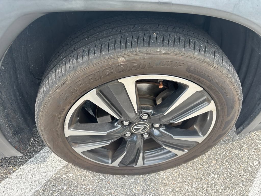 Used 2021 Lexus UX 200 w/ Premium Package FWD image 13