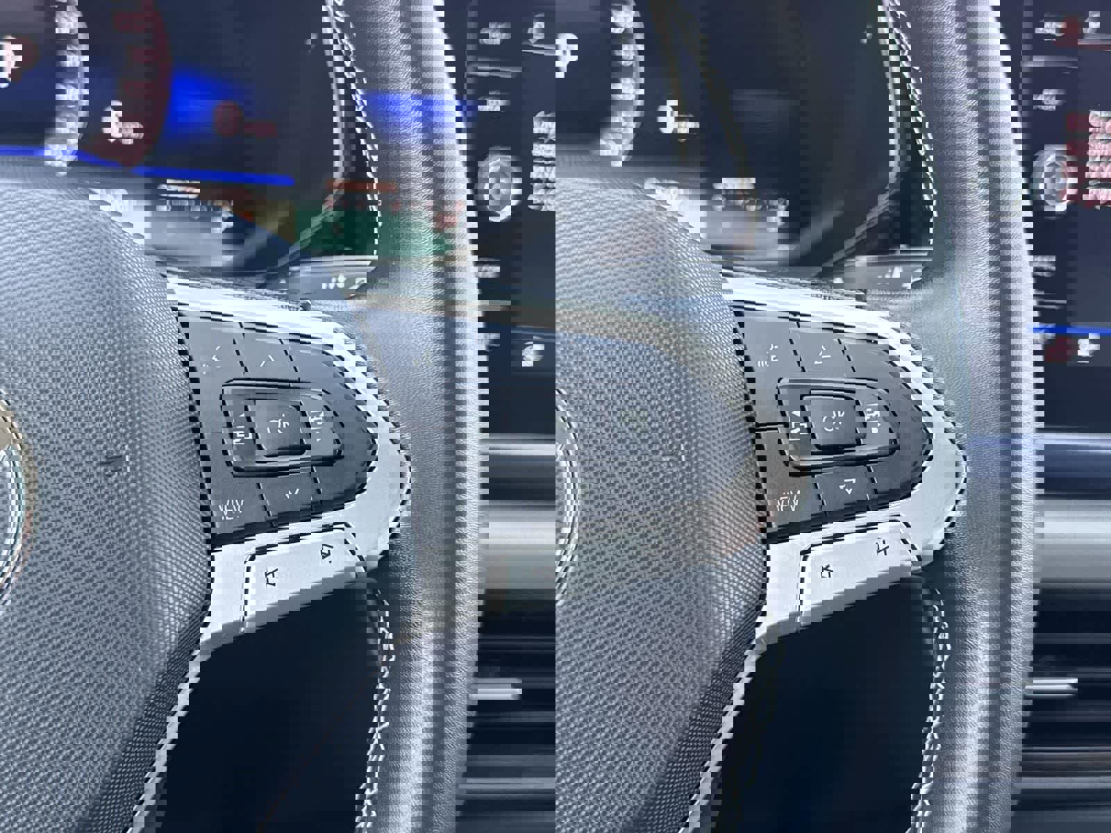 Used 2022 Volkswagen Taos SE image 11