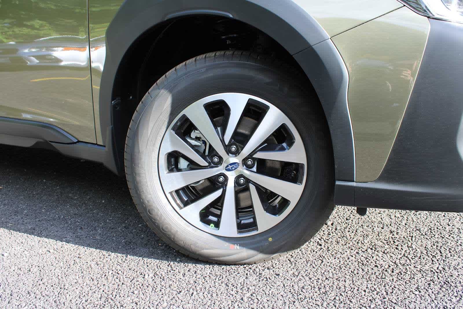 Used 2025 Subaru Outback Premium image 14