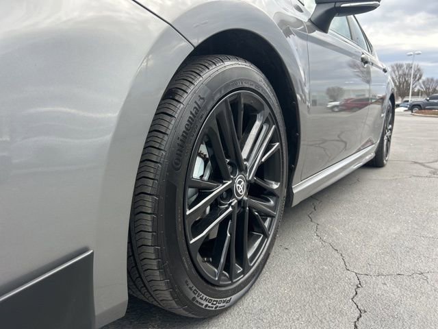 Used 2025 Toyota Camry SE w/ Multimedia Upgrade Package image 10