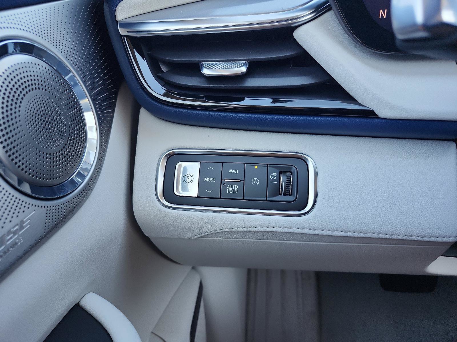 New 2026 Buick Enclave Avenir w/ Super Cruise Package AWD/4WD image 19