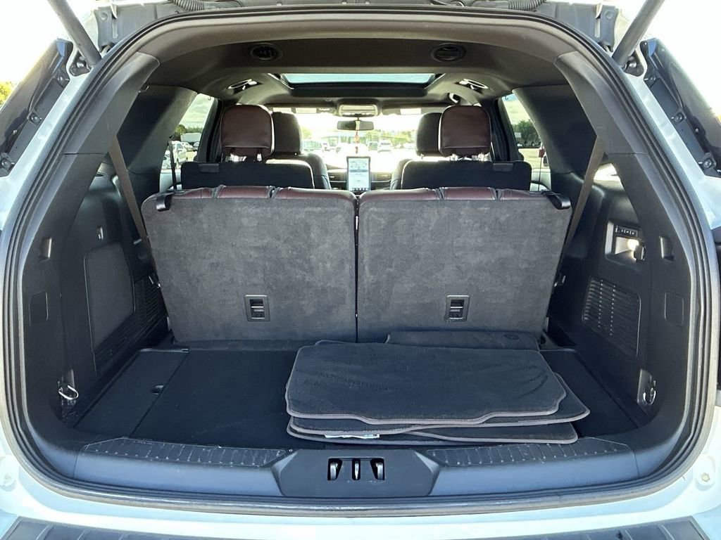 Used 2022 Ford Explorer Platinum w/ Equipment Group 601A image 69
