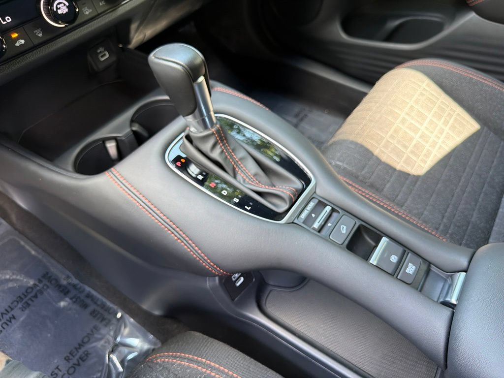 Used 2025 Honda HR-V Sport image 27