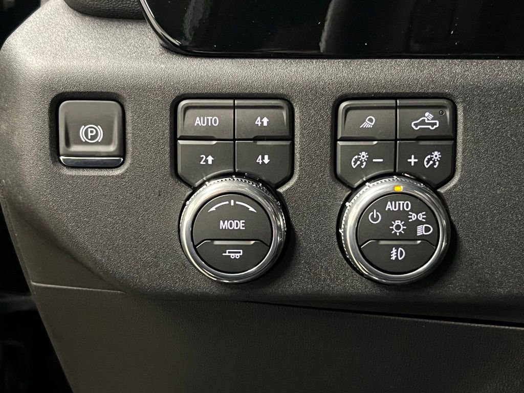 New 2026 GMC Sierra 1500 SLT AWD/4WD image 18