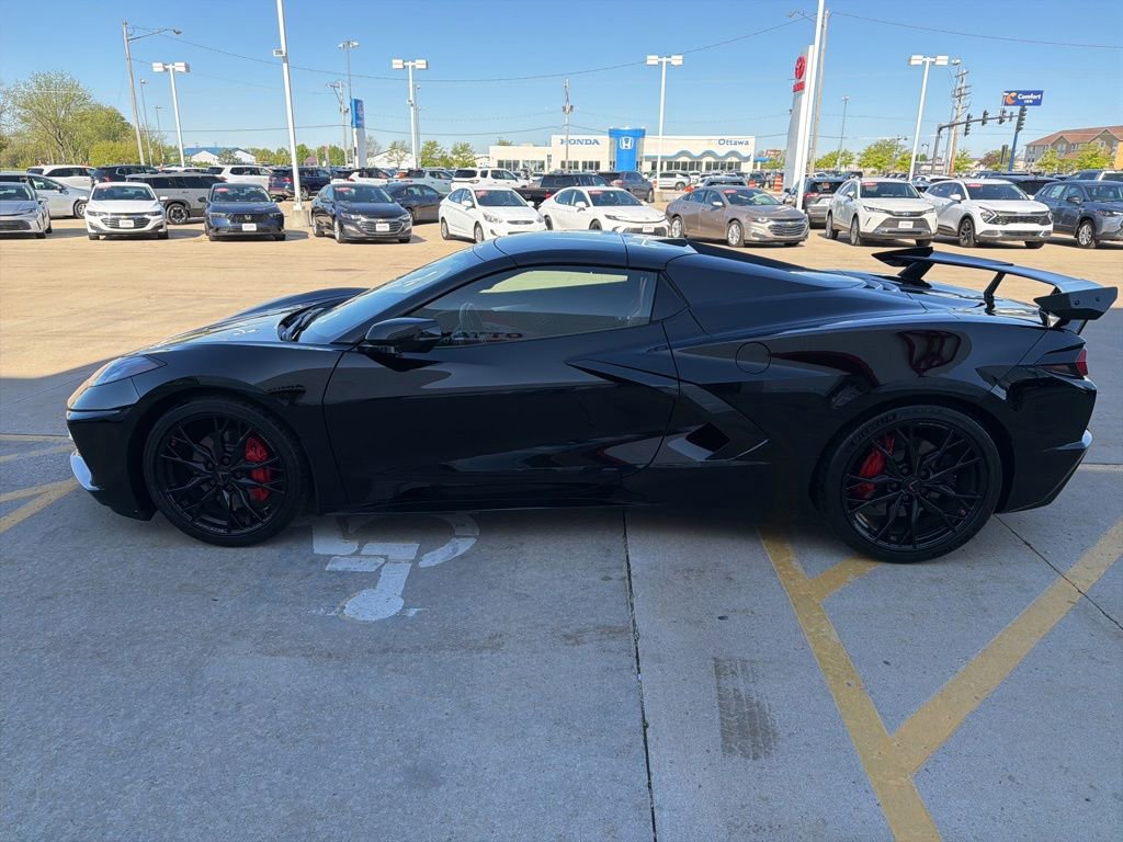 Used 2023 Chevrolet Corvette Stingray Preferred Conv w/ Battery Protection Package RWD image 10