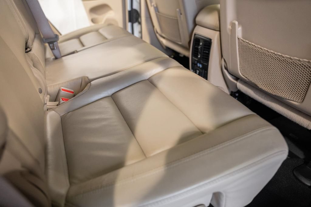 Used 2019 Jeep Grand Cherokee Limited AWD/4WD image 32