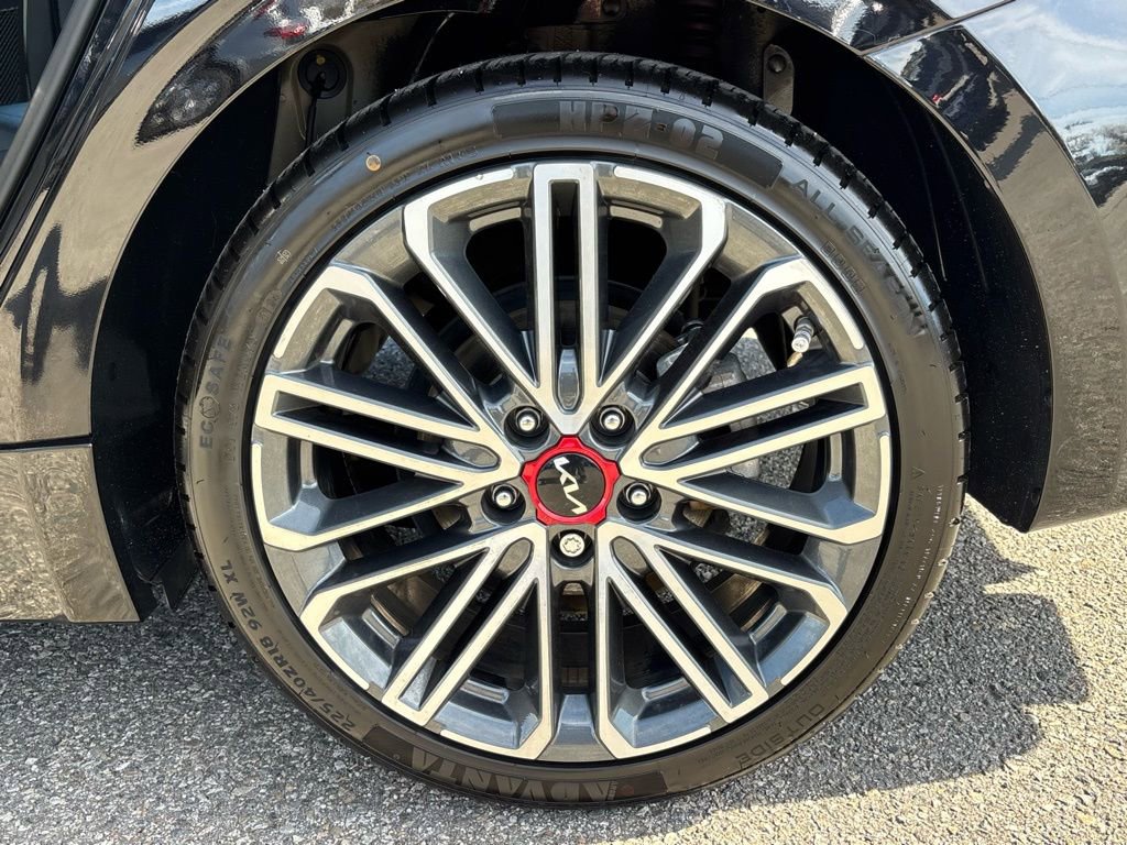 Used 2022 Kia Forte GT image 27