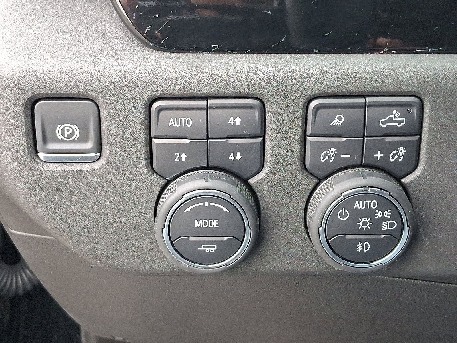 Used 2025 Chevrolet Silverado 1500 ZR2 image 25