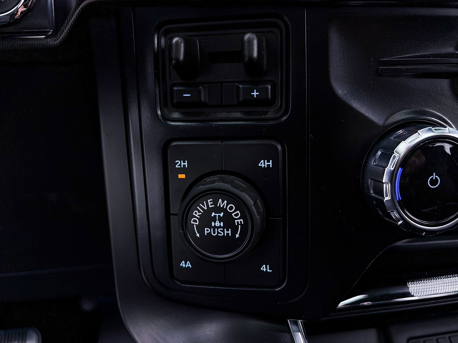 Used 2024 Ford F150 Raptor image 32