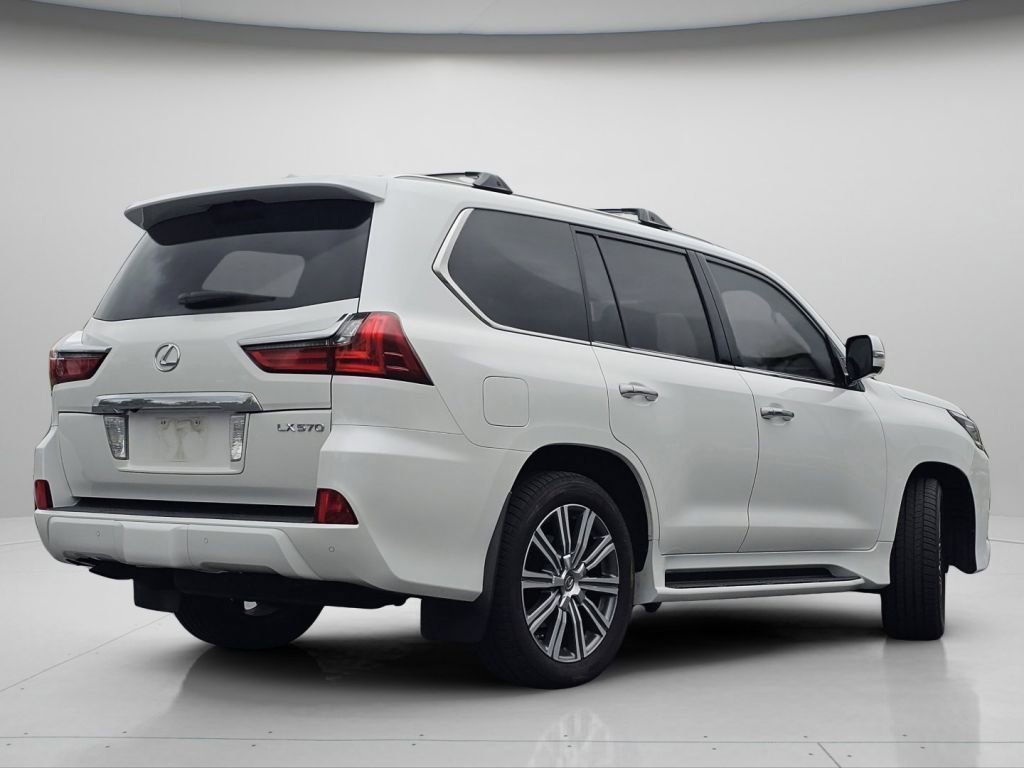 Used 2017 Lexus LX 570 4WD w/ Luxury Package image 27