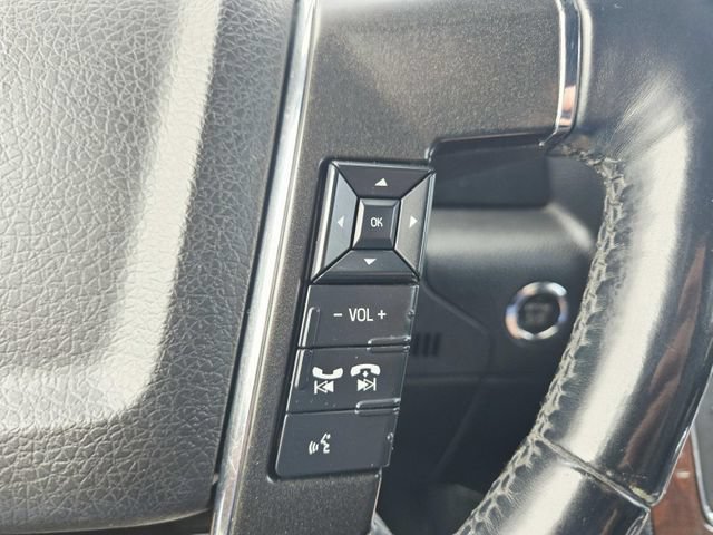 Used 2015 Lincoln Navigator 4WD image 23