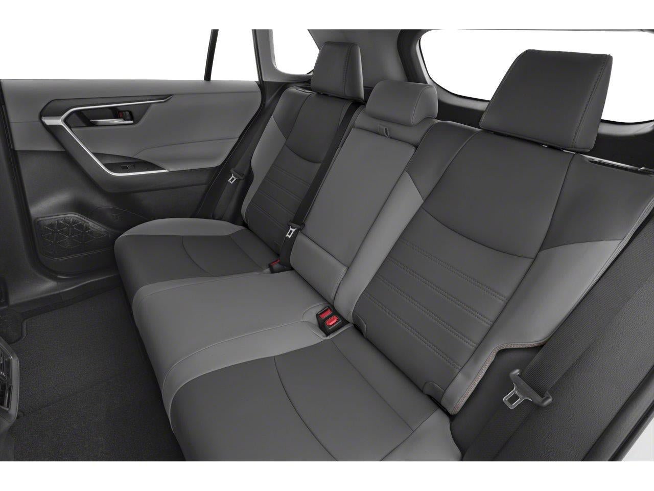 Used 2025 Toyota RAV4 XLE AWD/4WD image 9